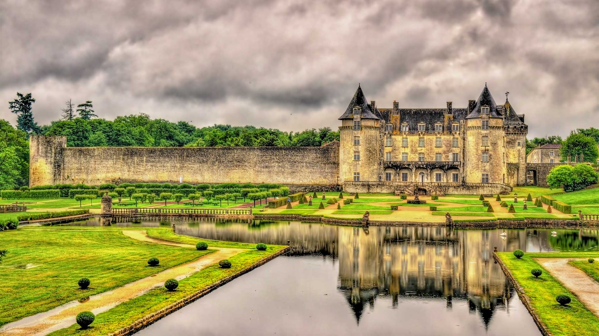 visiter château de la roche Courbon